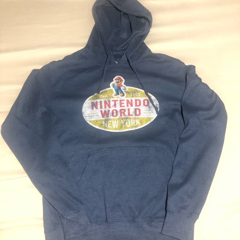 Vintage Nintendo World NYC light hoodie